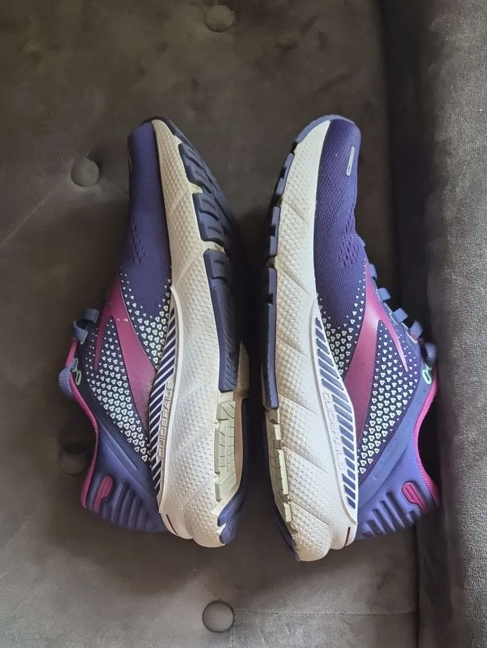 Brooks Adrenaline GTS 22 Women's Running Shoes 7.5 MED B- Navy Pink